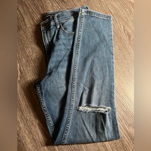 CALVIN MID RISE SKINNY BLUE JEAN
